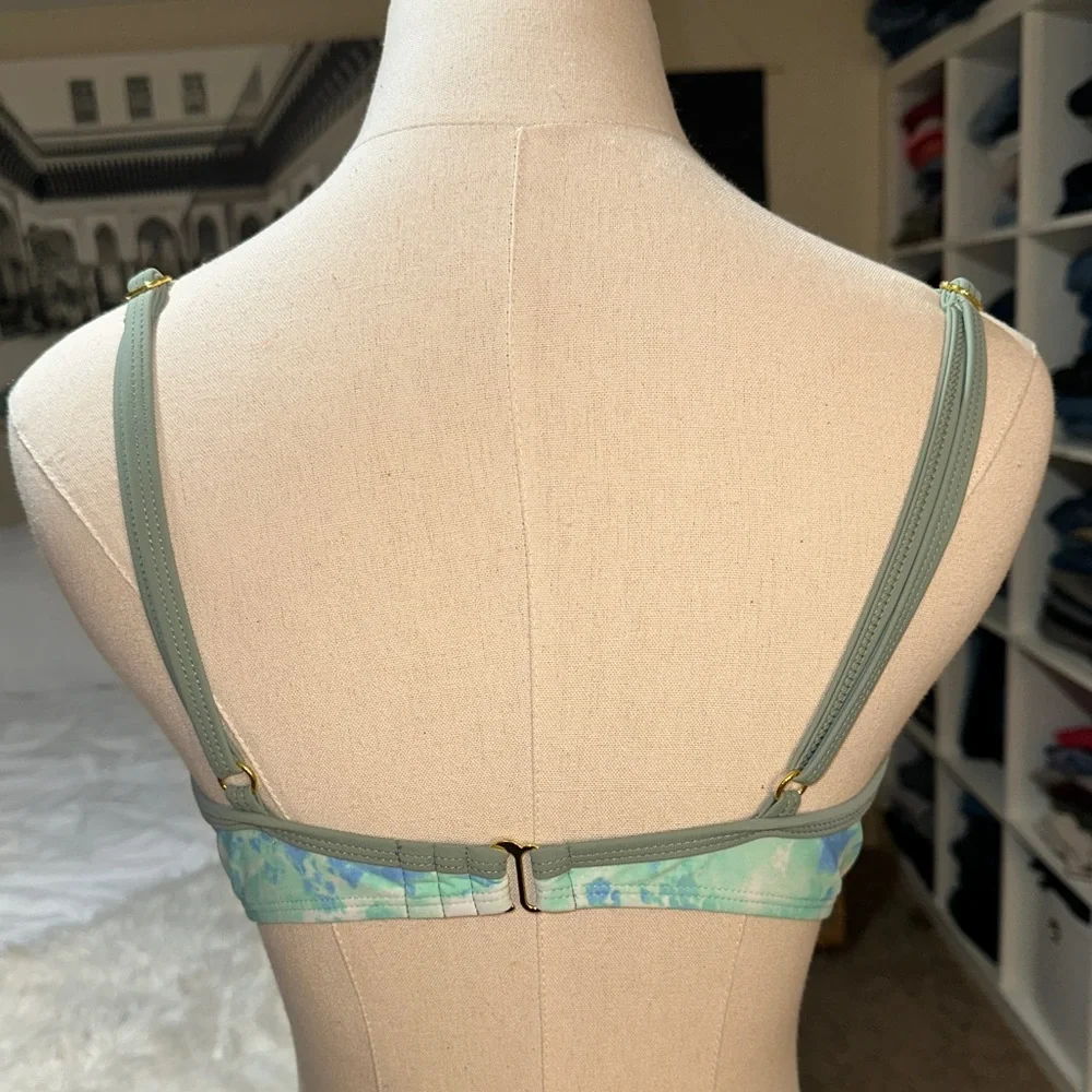 Rue Bleu by Rue 21 | Marble Ocean Print Embroidered Bikini Top Blue Green M